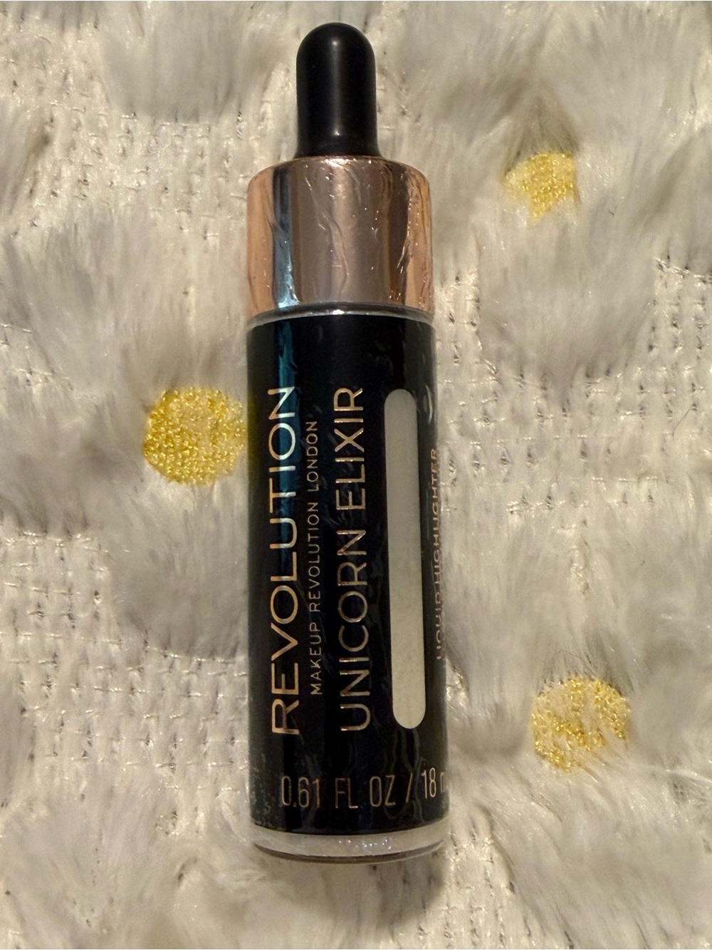 Revolution Unicorn Elixir Liquid Highlighter — Pearl White